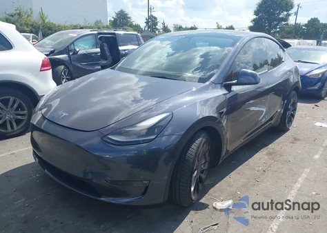 2022 Tesla Model Y Performance Dual Motor All-Wheel Drive z USA, uszkodzony, nr VIN 7SAYGDEF7NF339241